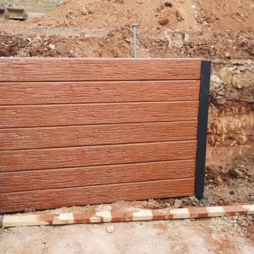 panel and post retaining wall